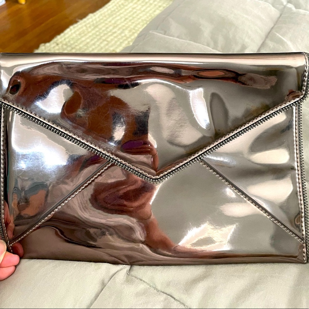 ‼️‼️SOLD‼️‼️ Rebecca Minkoff Leo Clutch
